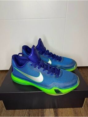 Nike Kobe 10 GS Emerald City Blue Green Basketball Shoes Size 7Y
